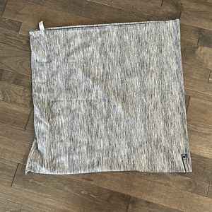 Lululemon wrap scarf